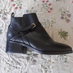 NWOB Cole Haan ankle booties